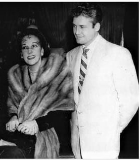 Nice photo of George and Toni,
 in happier days.