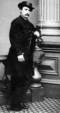 photo of John Wilkes Booth.